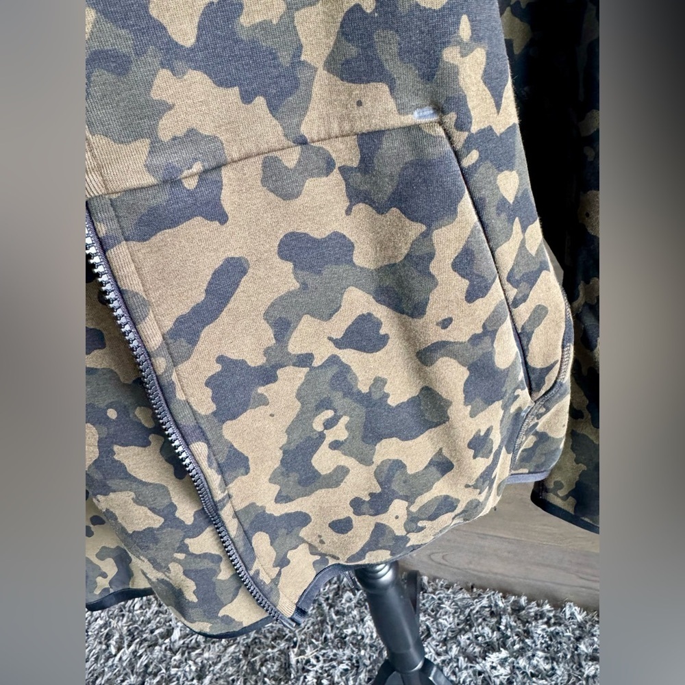 Nike Camo Full Zip Hoodie XL Olive Green Black - Picture 6 of 8